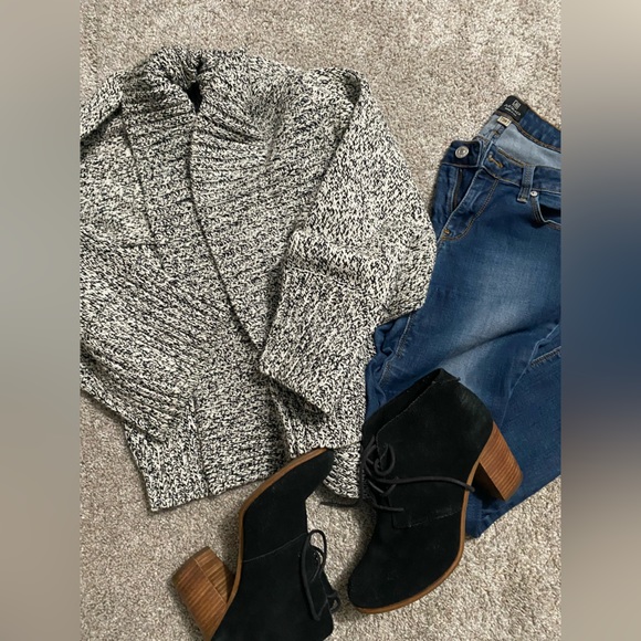 LOFT Sweaters - Loft Sweater